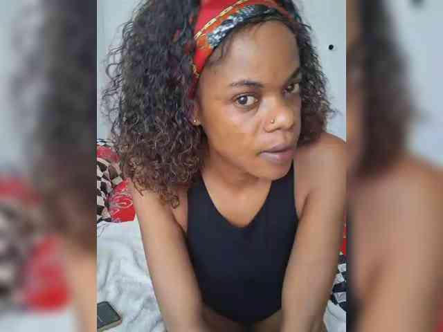 GlobeTrottieHottie1 webcam