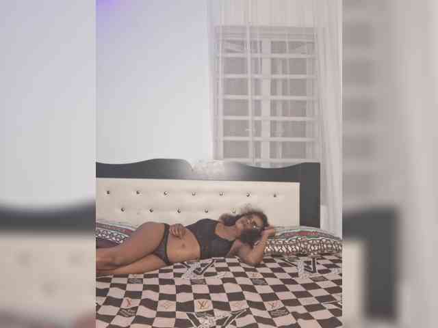 GlobeTrottieHottie1 webcam