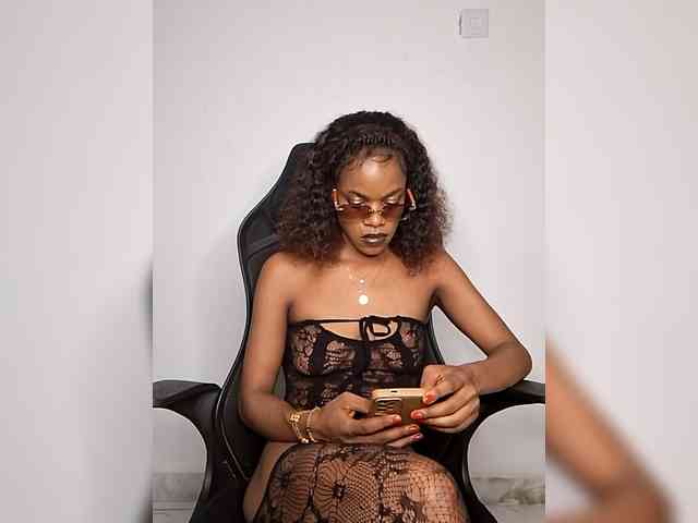 GlobeTrottieHottie1 webcam