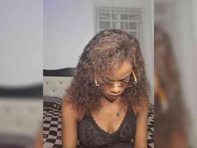 GlobeTrottieHottie1 webcam