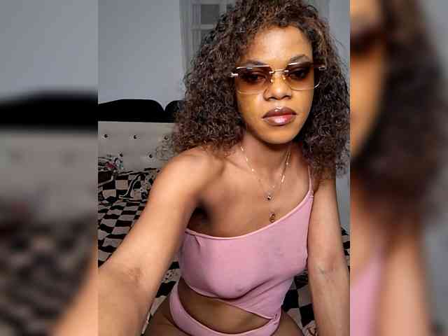 GlobeTrottieHottie1 webcam