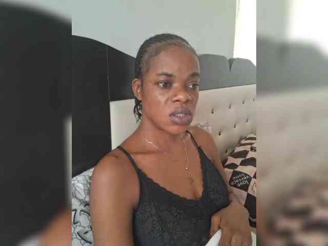 GlobeTrottieHottie1 webcam