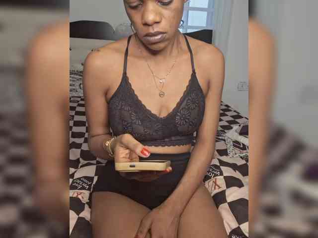 GlobeTrottieHottie1 webcam