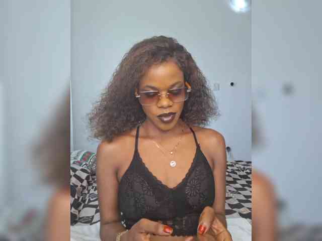 GlobeTrottieHottie1 webcam