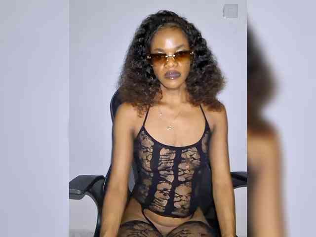 GlobeTrottieHottie1 webcam