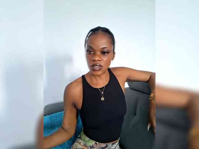 GlobeTrottieHottie1 webcam