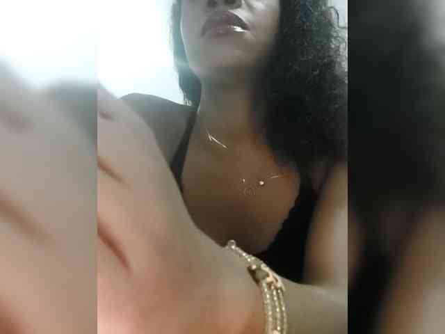 GlobeTrottieHottie1 webcam