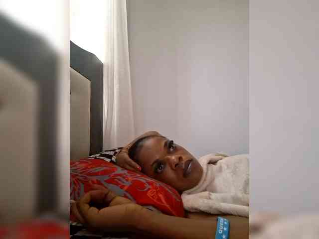 GlobeTrottieHottie1 webcam