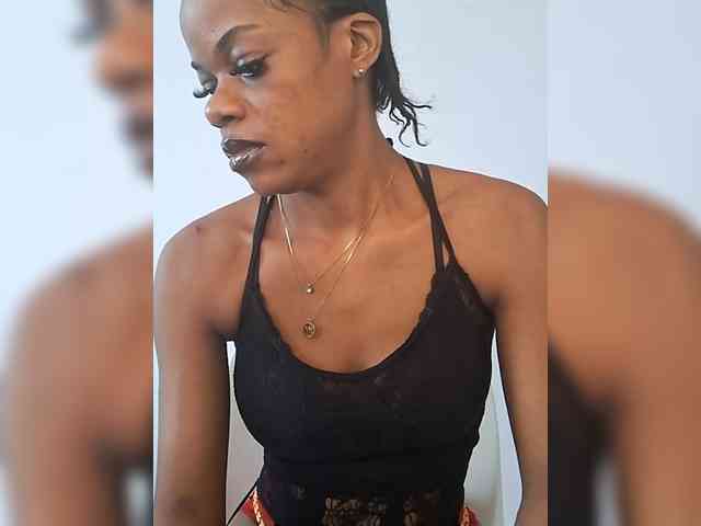 GlobeTrottieHottie1 webcam