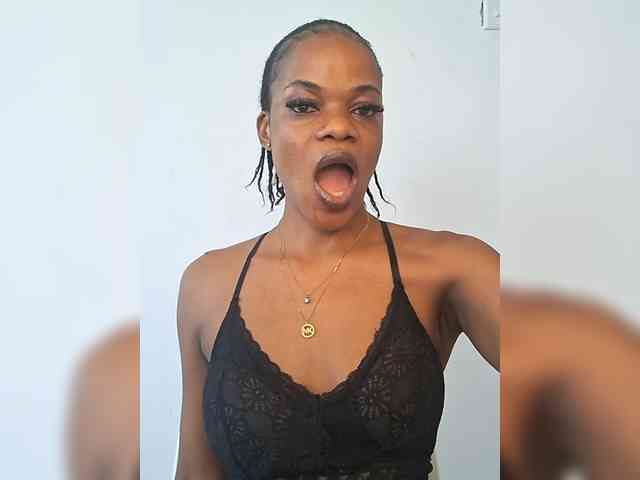 GlobeTrottieHottie1 webcam