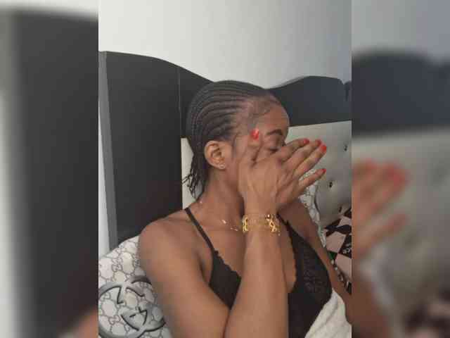 GlobeTrottieHottie1 webcam