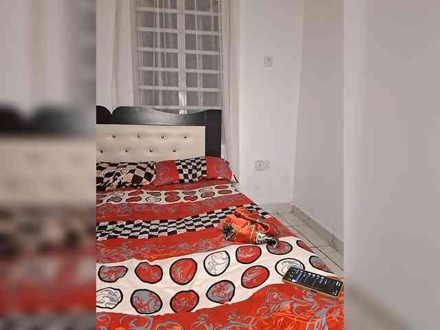 GlobeTrottieHottie1 webcam