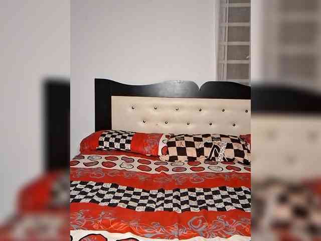 GlobeTrottieHottie1 webcam