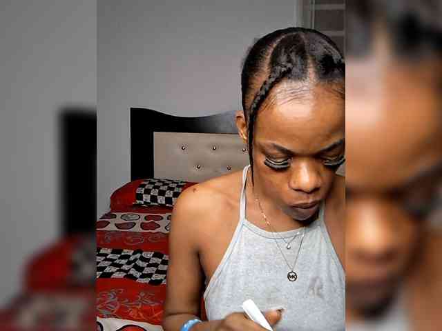 GlobeTrottieHottie1 webcam