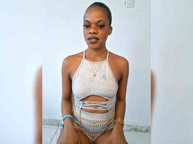 GlobeTrottieHottie1 webcam