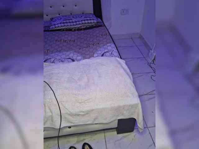 GlobeTrottieHottie1 webcam