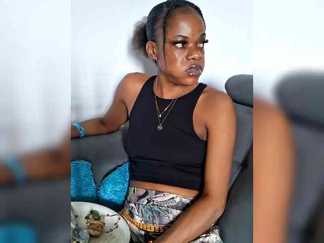 GlobeTrottieHottie1 webcam