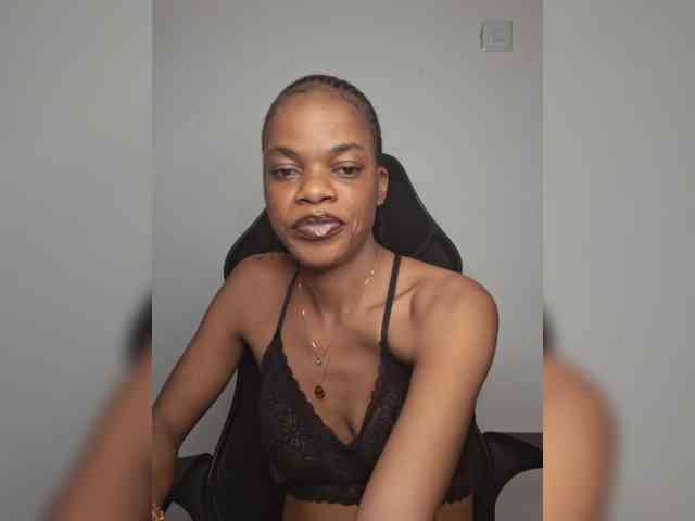 GlobeTrottieHottie1 webcam