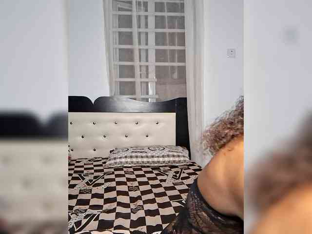 GlobeTrottieHottie1 webcam