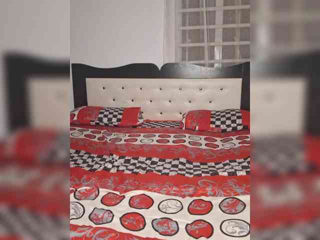 GlobeTrottieHottie1 webcam