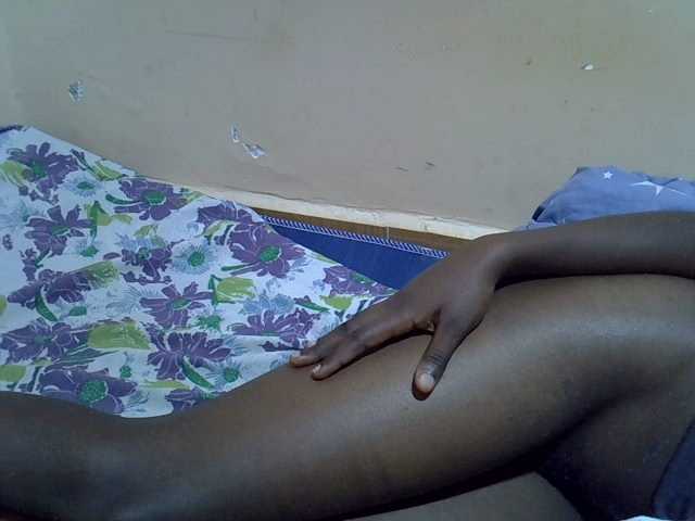 Sexy-Pesh webcam bongacams model stream image