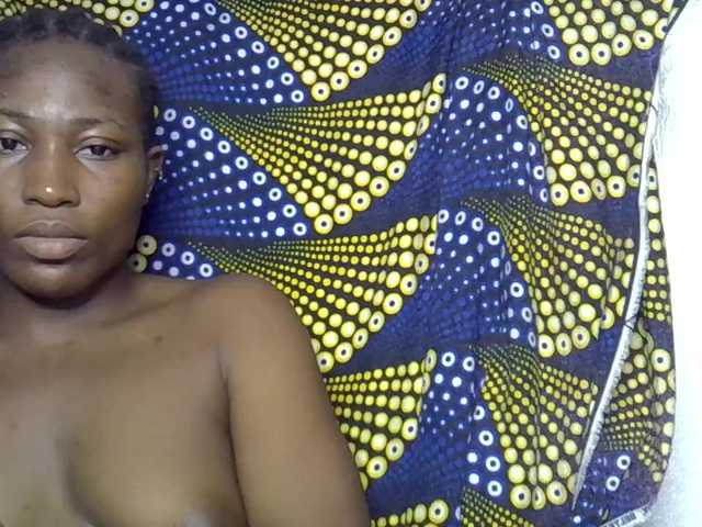 Cherryredcunt – webcam model profile photo