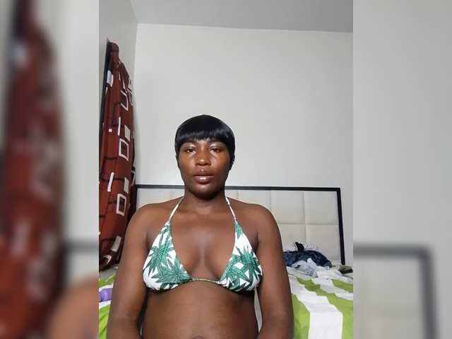 Cherryredcunt's BongaCams show and profile