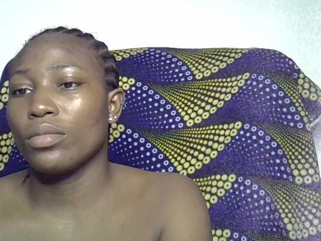 Cherryredcunt – webcam model profile photo
