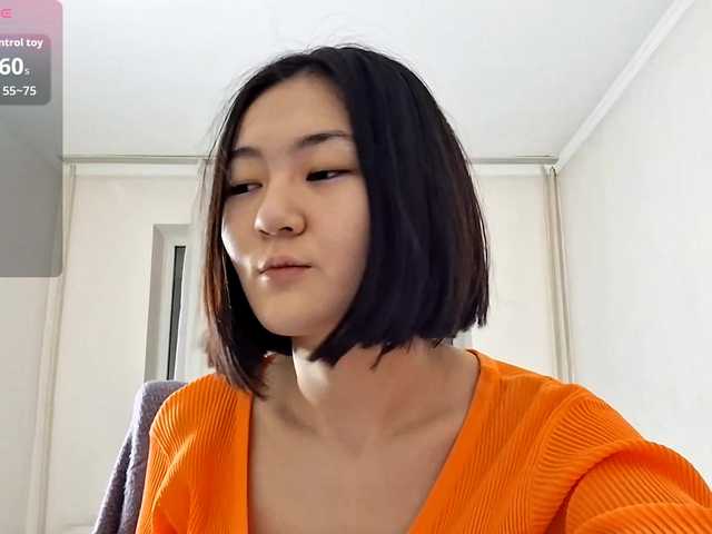 AraPfieffer's BongaCams show and profile