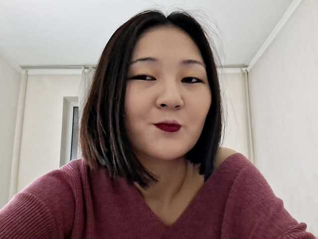 AraPfieffer's BongaCams show and profile