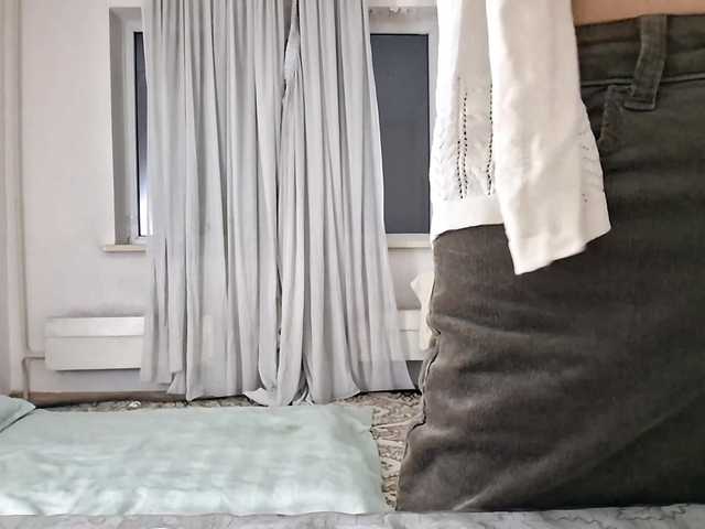 AraPfieffer live cam profile