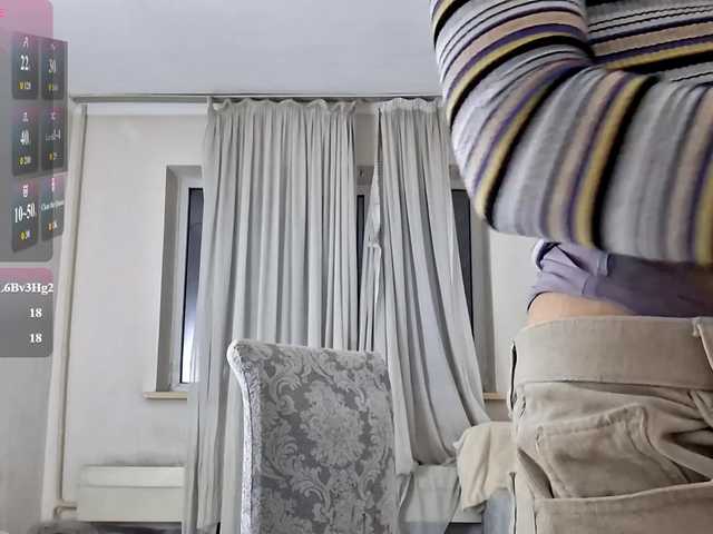 AraPfieffer's BongaCams show and profile