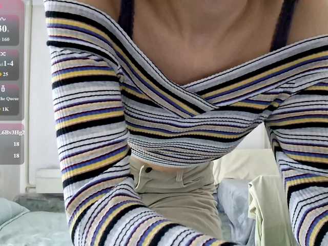 AraPfieffer's BongaCams show and profile