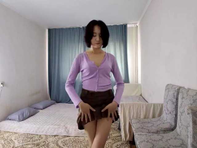 AraPfieffer's BongaCams show and profile