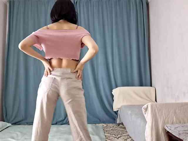 UrSweetieLeigh webcam