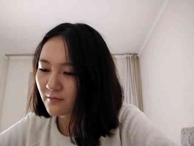 UrSweetieLeigh webcam