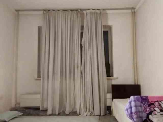 UrSweetieLeigh webcam