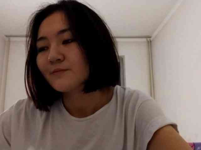 UrSweetieLeigh webcam