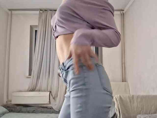 UrSweetieLeigh webcam