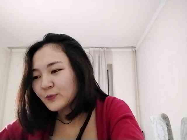 UrSweetieLeigh webcam