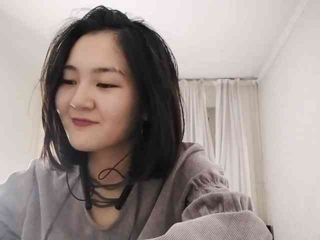UrSweetieLeigh webcam