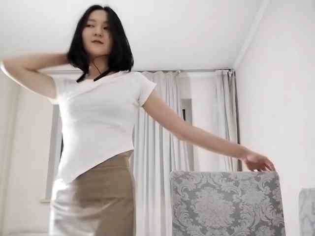 UrSweetieLeigh webcam