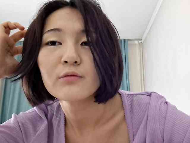 UrSweetieLeigh webcam