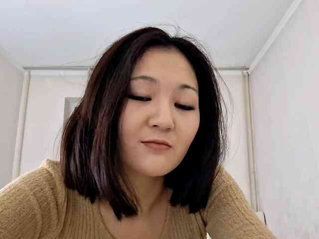 UrSweetieLeigh webcam