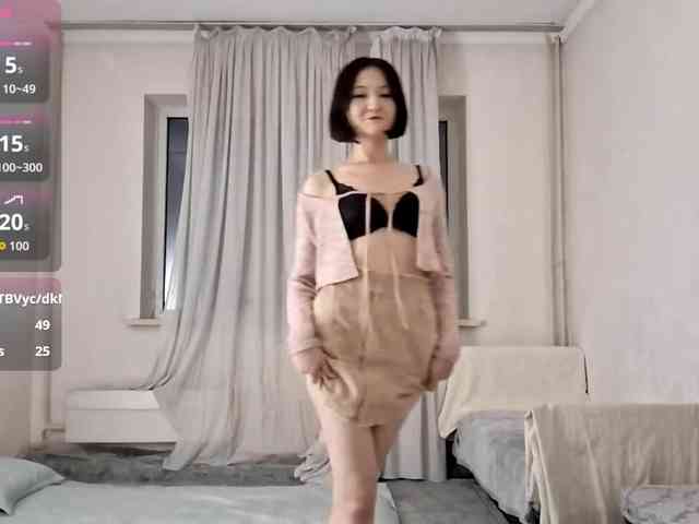 UrSweetieLeigh webcam