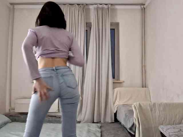 UrSweetieLeigh webcam