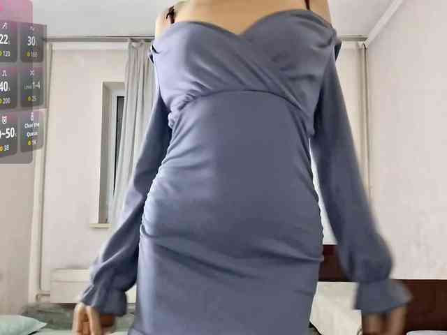 UrSweetieLeigh webcam