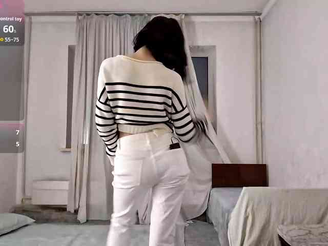 UrSweetieLeigh webcam