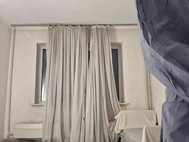 UrSweetieLeigh webcam