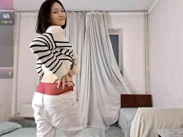 UrSweetieLeigh webcam